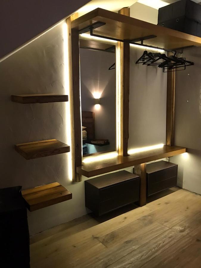 Super Design Appartamento Napoli Centro Con Sky Wifi Veloce E Netflix Eksteriør billede