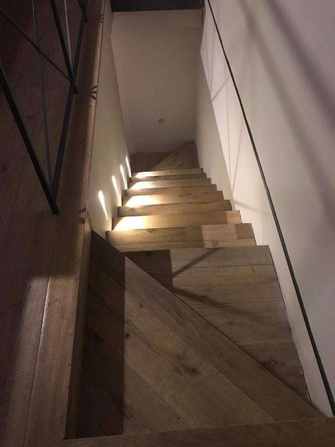 Super Design Appartamento Napoli Centro Con Sky Wifi Veloce E Netflix Eksteriør billede