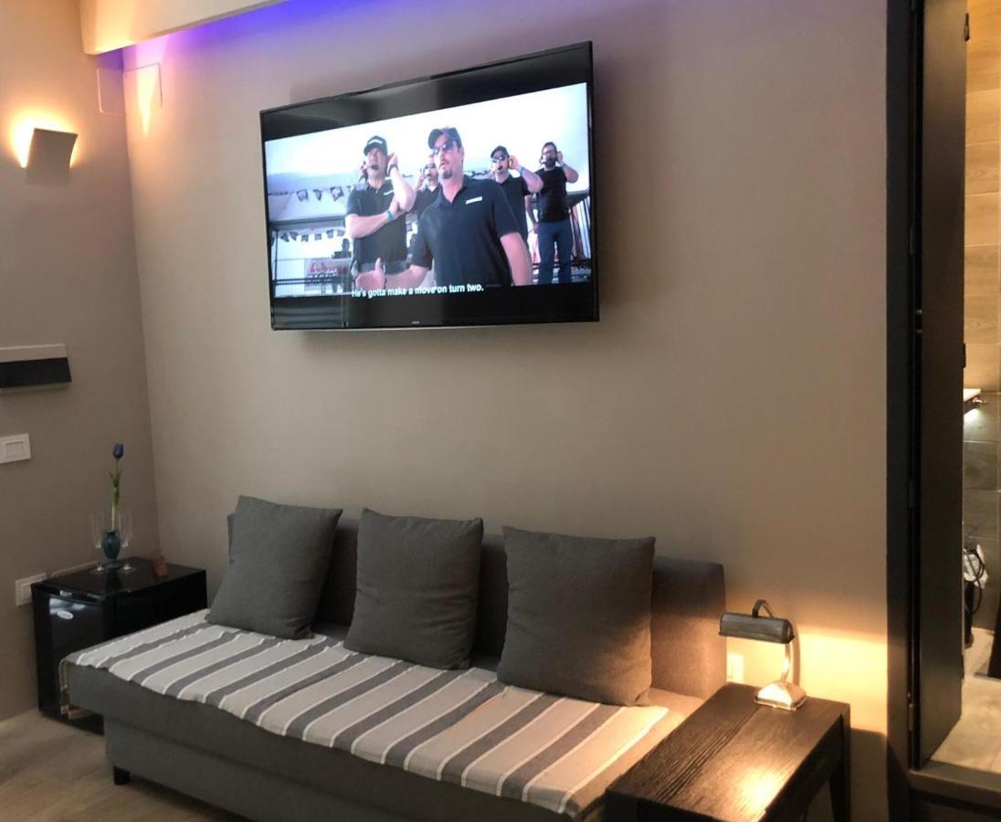 Super Design Appartamento Napoli Centro Con Sky Wifi Veloce E Netflix Eksteriør billede