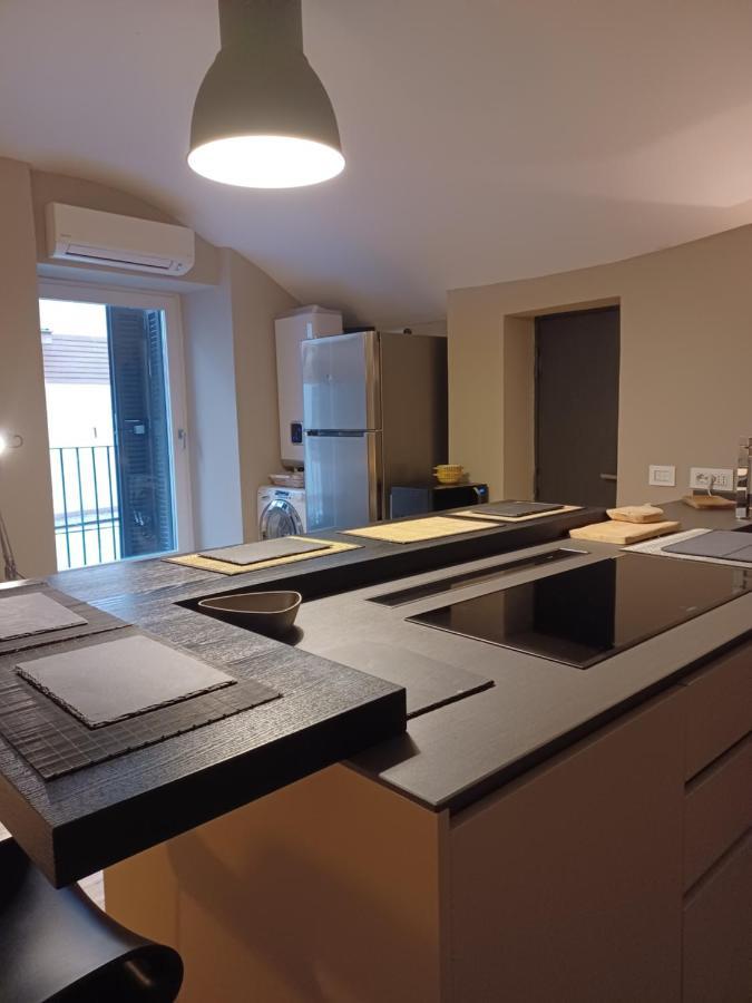 Super Design Appartamento Napoli Centro Con Sky Wifi Veloce E Netflix Eksteriør billede