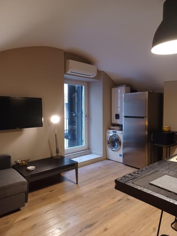 Super Design Appartamento Napoli Centro Con Sky Wifi Veloce E Netflix Eksteriør billede