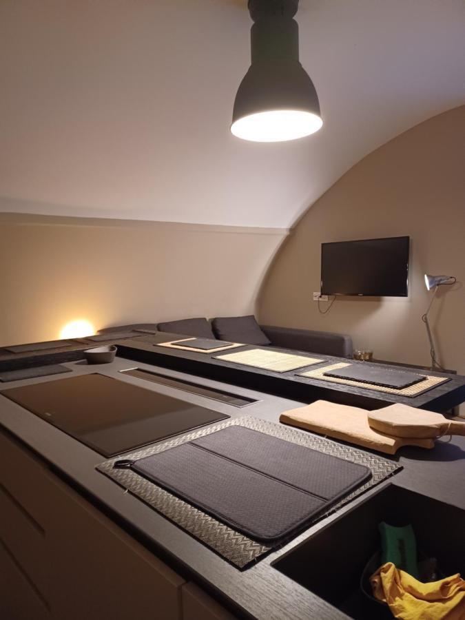 Super Design Appartamento Napoli Centro Con Sky Wifi Veloce E Netflix Eksteriør billede