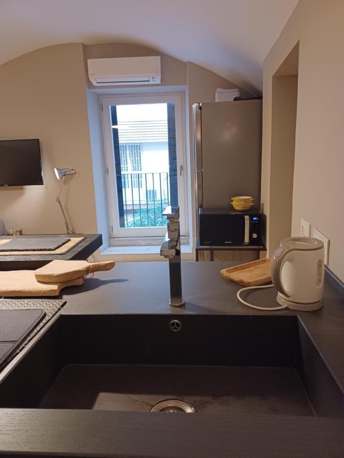 Super Design Appartamento Napoli Centro Con Sky Wifi Veloce E Netflix Eksteriør billede