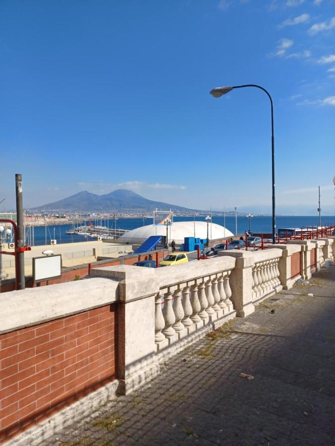Super Design Appartamento Napoli Centro Con Sky Wifi Veloce E Netflix Eksteriør billede