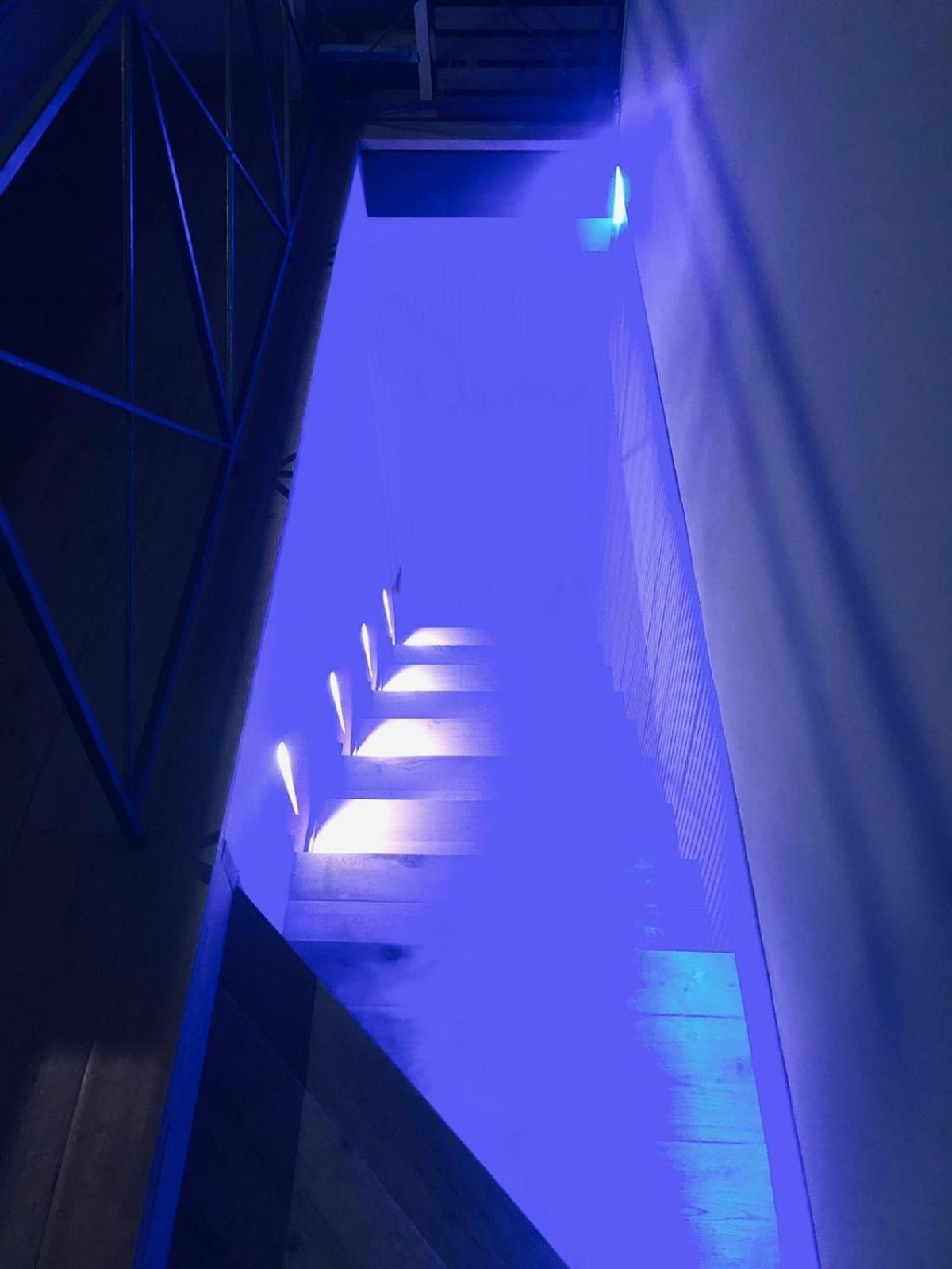 Super Design Appartamento Napoli Centro Con Sky Wifi Veloce E Netflix Eksteriør billede